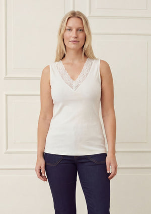I SAY Dee V-Neck Top Tops 100 White