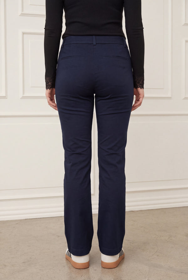 I SAY Isay Long Highwaist Chino Pants 640 Navy