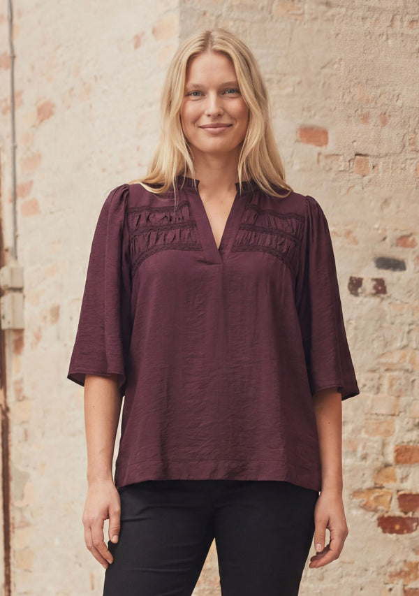I SAY Nova s/s Blouse Blouses 419 Aubergine