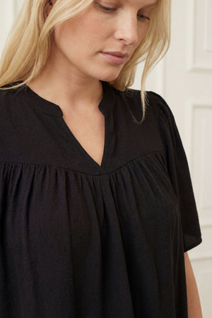 I SAY Pearl Blouse Blouses 900 Black