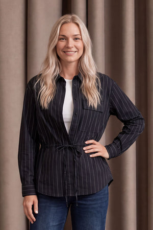 I SAY Sigga Striped Jacket Jackets N66 Black Pinstripe
